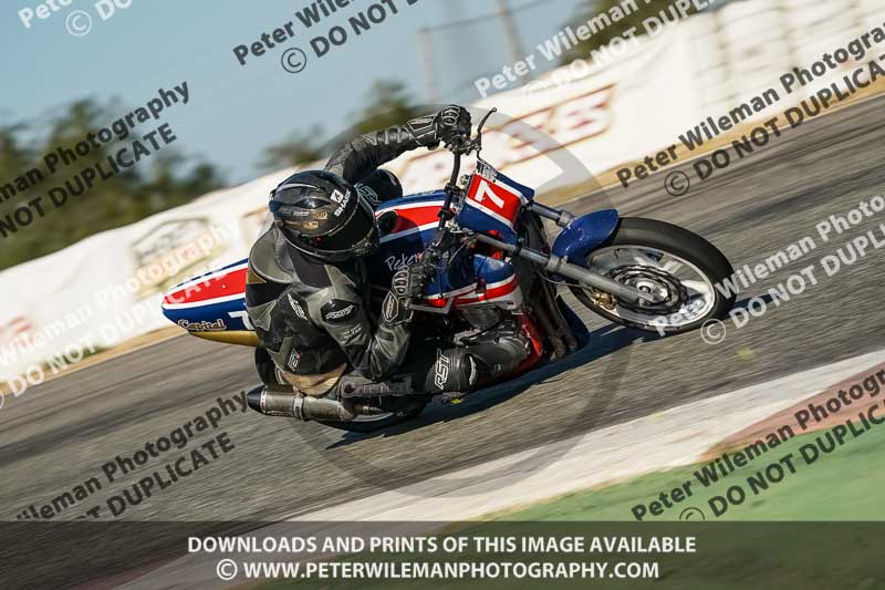 cadwell no limits trackday;cadwell park;cadwell park photographs;cadwell trackday photographs;enduro digital images;event digital images;eventdigitalimages;no limits trackdays;peter wileman photography;racing digital images;trackday digital images;trackday photos